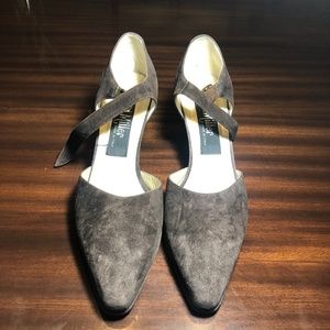 I. Miller Brown Suede Pumps